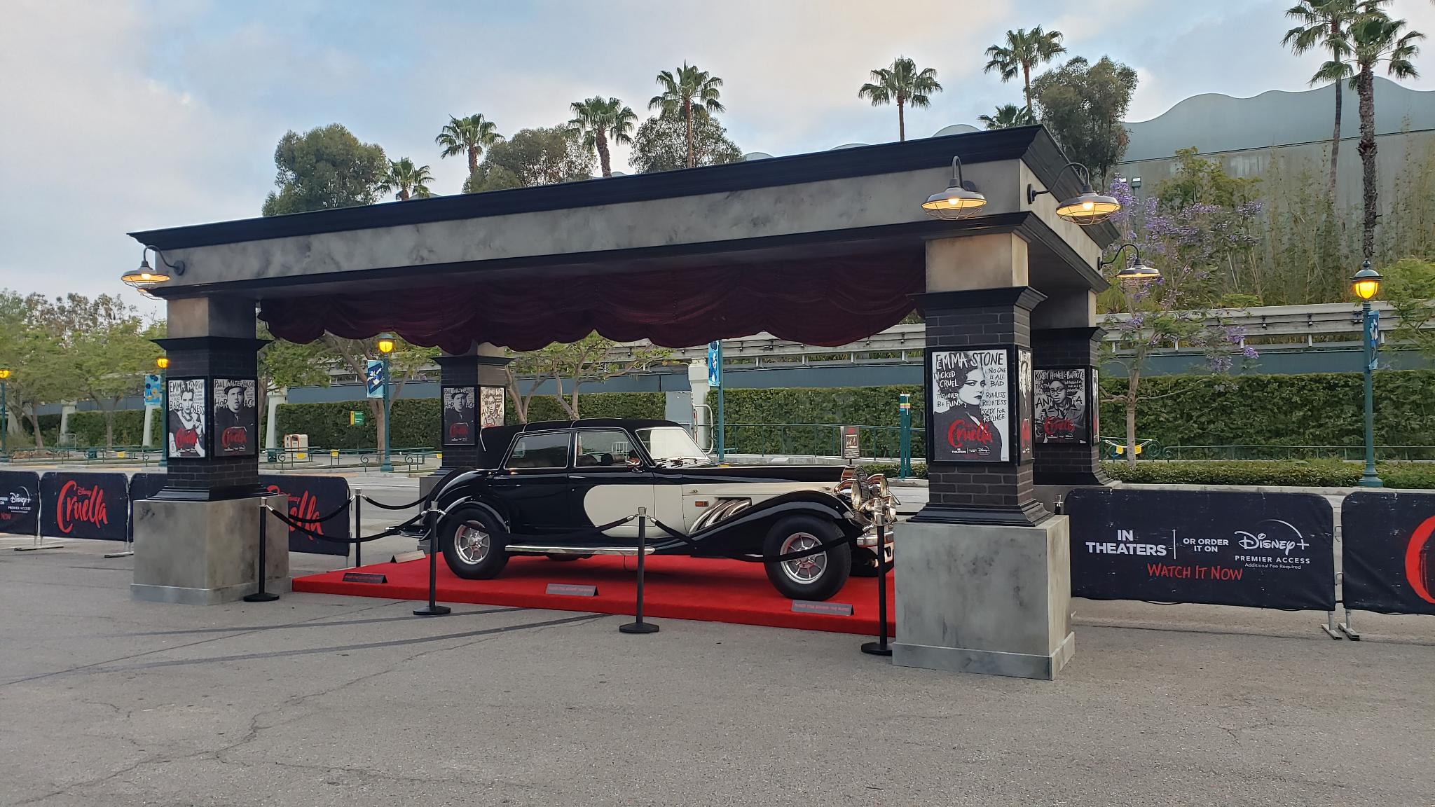 Platform Carpeted Platforms Gallagher Staging & Manufacturing